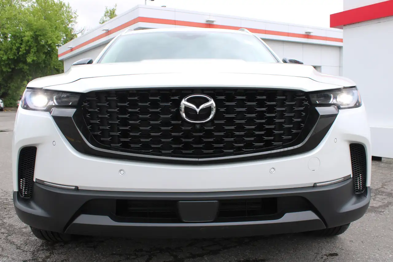 Mazda CX-50 снимка Mazda CX-50