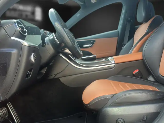 Mercedes-Benz C-Class view 14