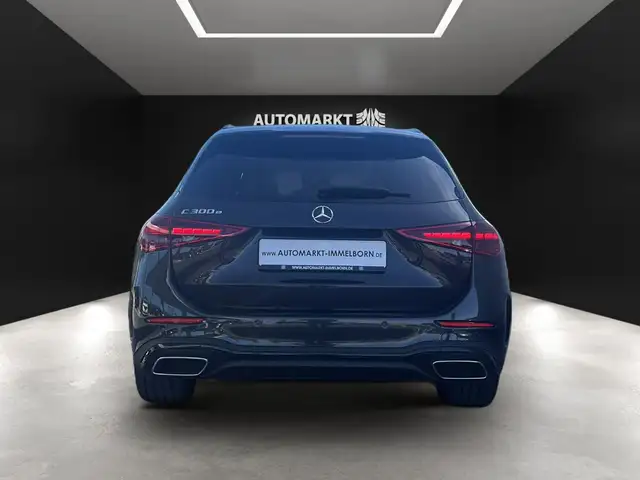 Mercedes-Benz C-Class view 10