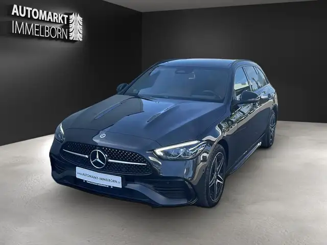 Mercedes-Benz C-Class view 4
