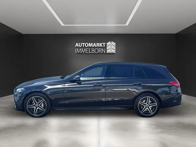 Mercedes-Benz C-Class view 11