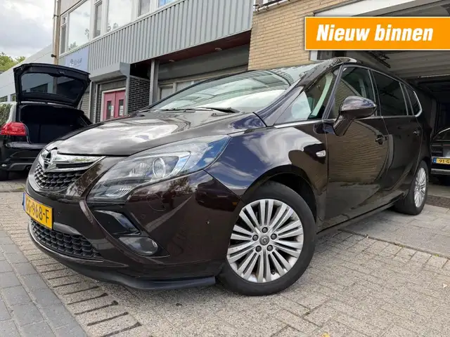 2015 Opel Zafira Tourer in Brown for sale