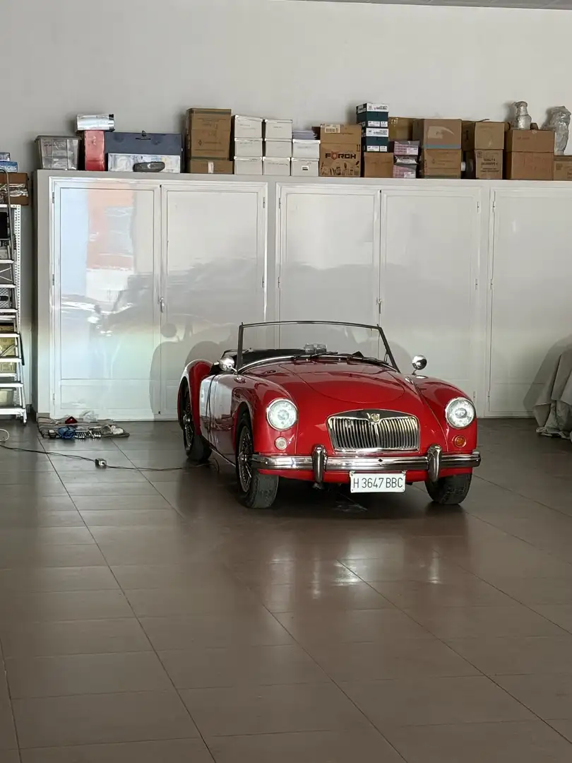 MG MGA volante madera, mejoras de motor y frenos - 2