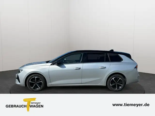 Opel Astra view 8
