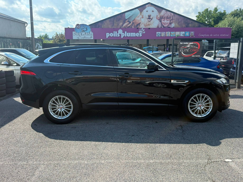 Jaguar F-Pace F-Pace 2.0 D AWD / TVA DEDUCTIBLE / CUIR / TOIT / CAMERA — photo 4