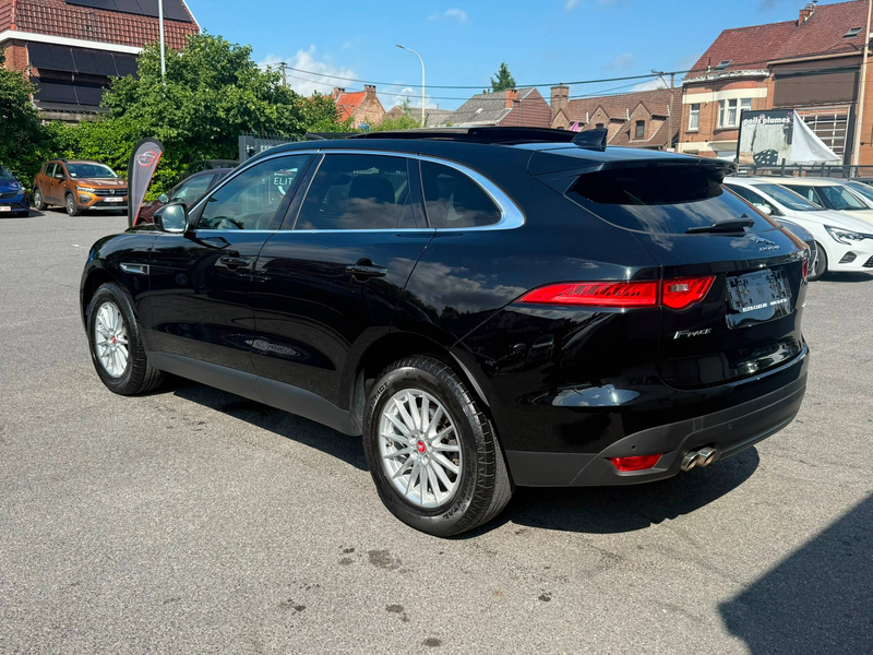 Jaguar F-Pace F-Pace 2.0 D AWD / TVA DEDUCTIBLE / CUIR / TOIT / CAMERA — photo 7