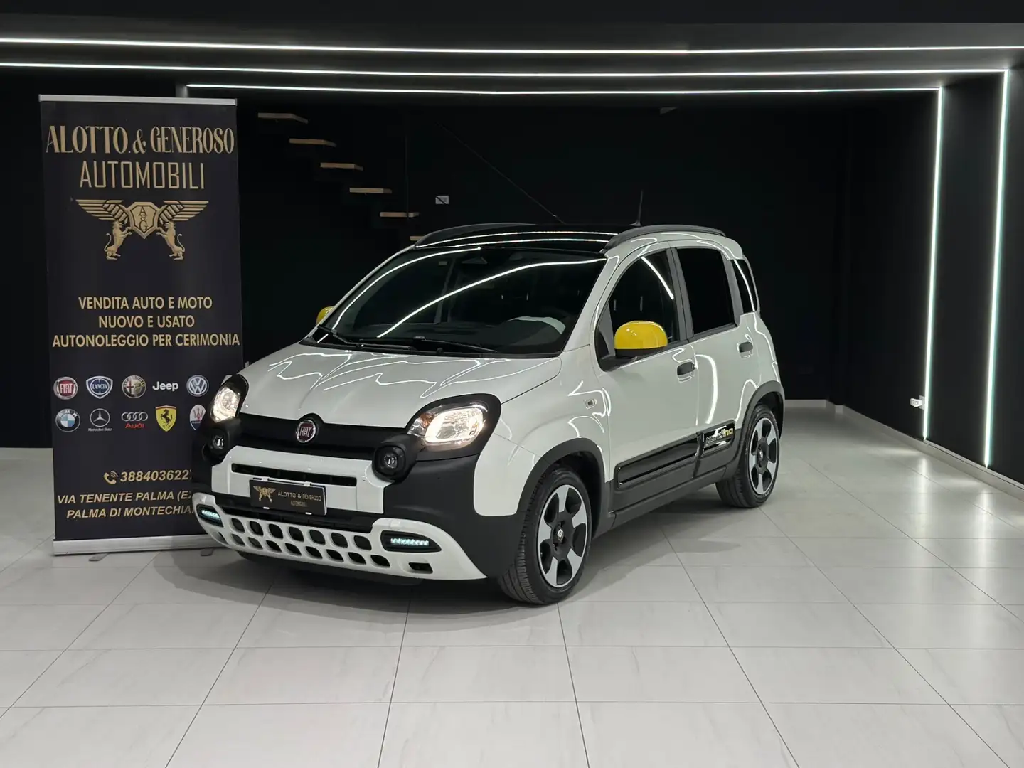 Fiat Panda Panda Cross 1.0 FireFly S&S Hybrid Blanco - 1