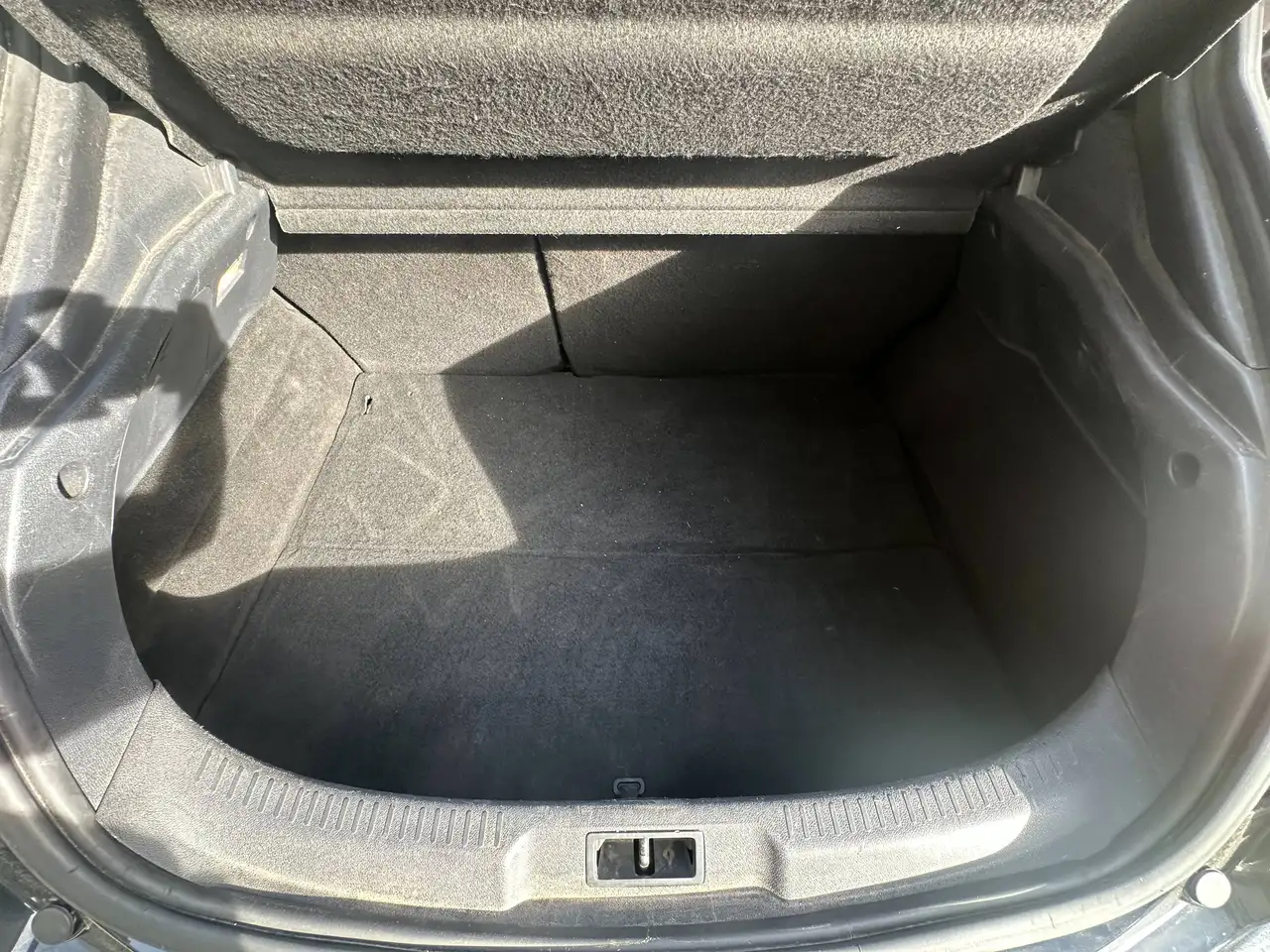 Renault Megane Coupé — photo 12
