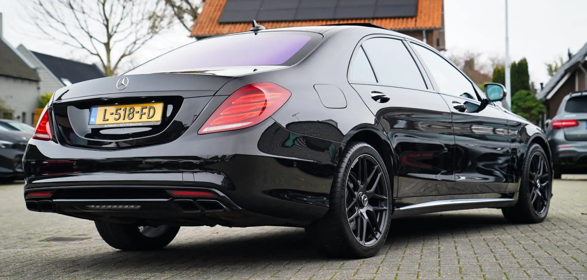Mercedes-Benz S 63 AMG 4Matic Lang | Massage | Panorama | IWC | Carbon | Чорний - 2