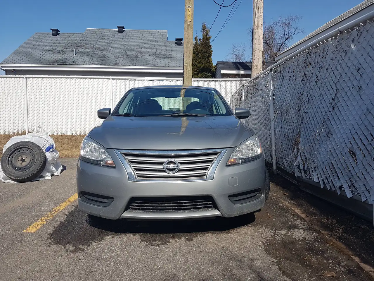 Nissan Sentra снимка Nissan Sentra