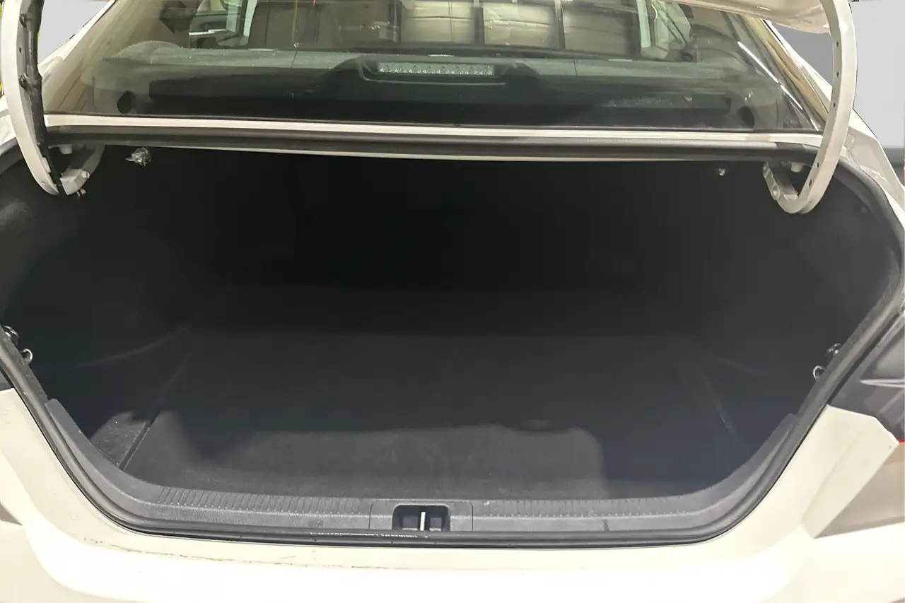 Toyota Camry снимка Toyota Camry