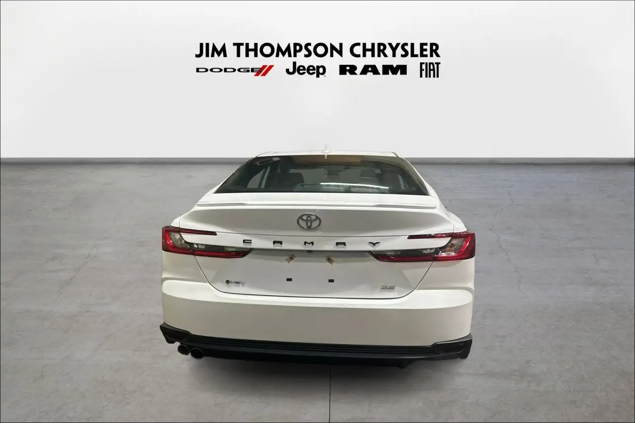 Toyota Camry снимка Toyota Camry