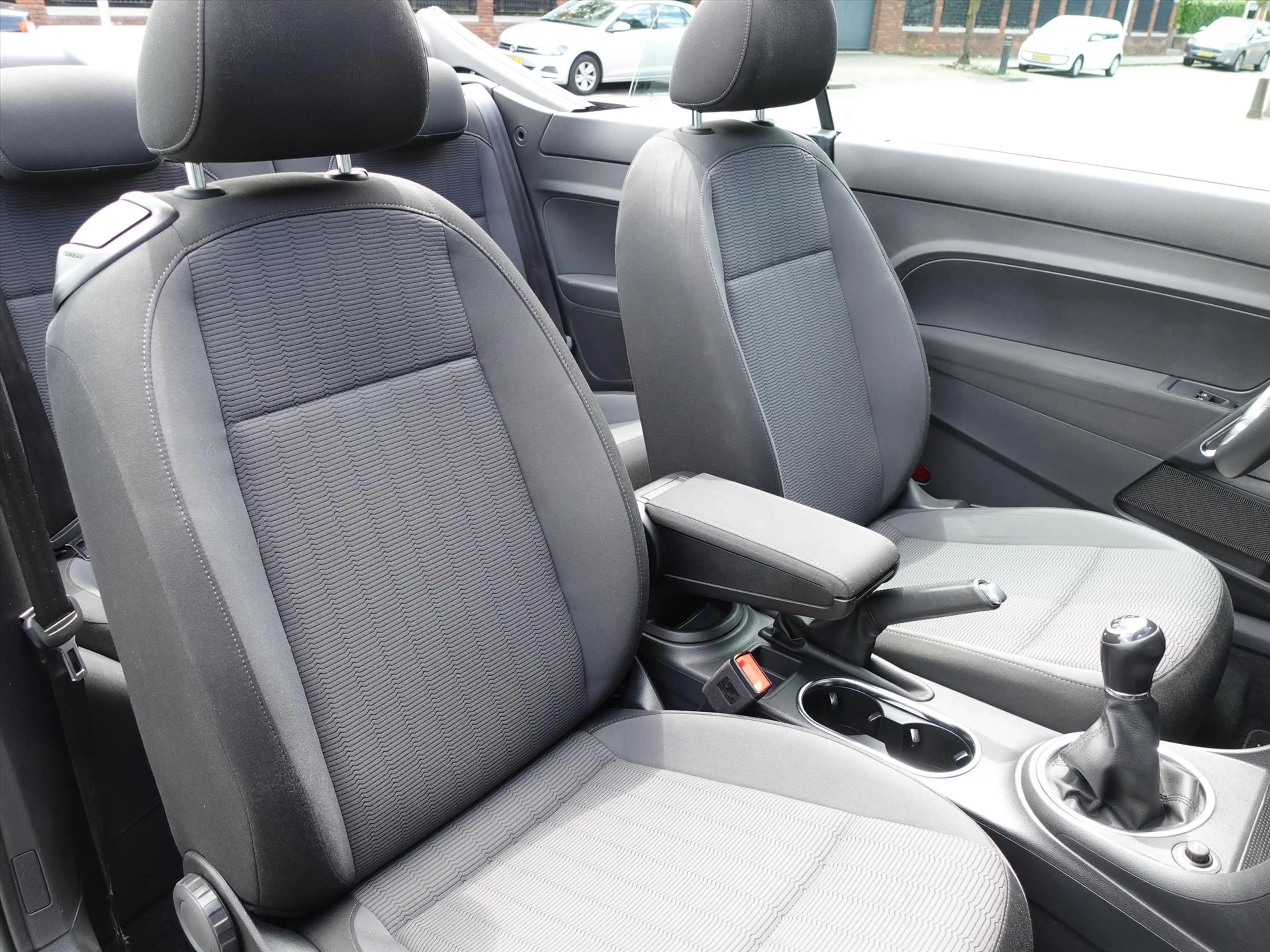 Volkswagen Beetle 1.2 TSI Design RIJKLAAR/STOELVERWARMING/CLIMA/PDC/ — photo 14