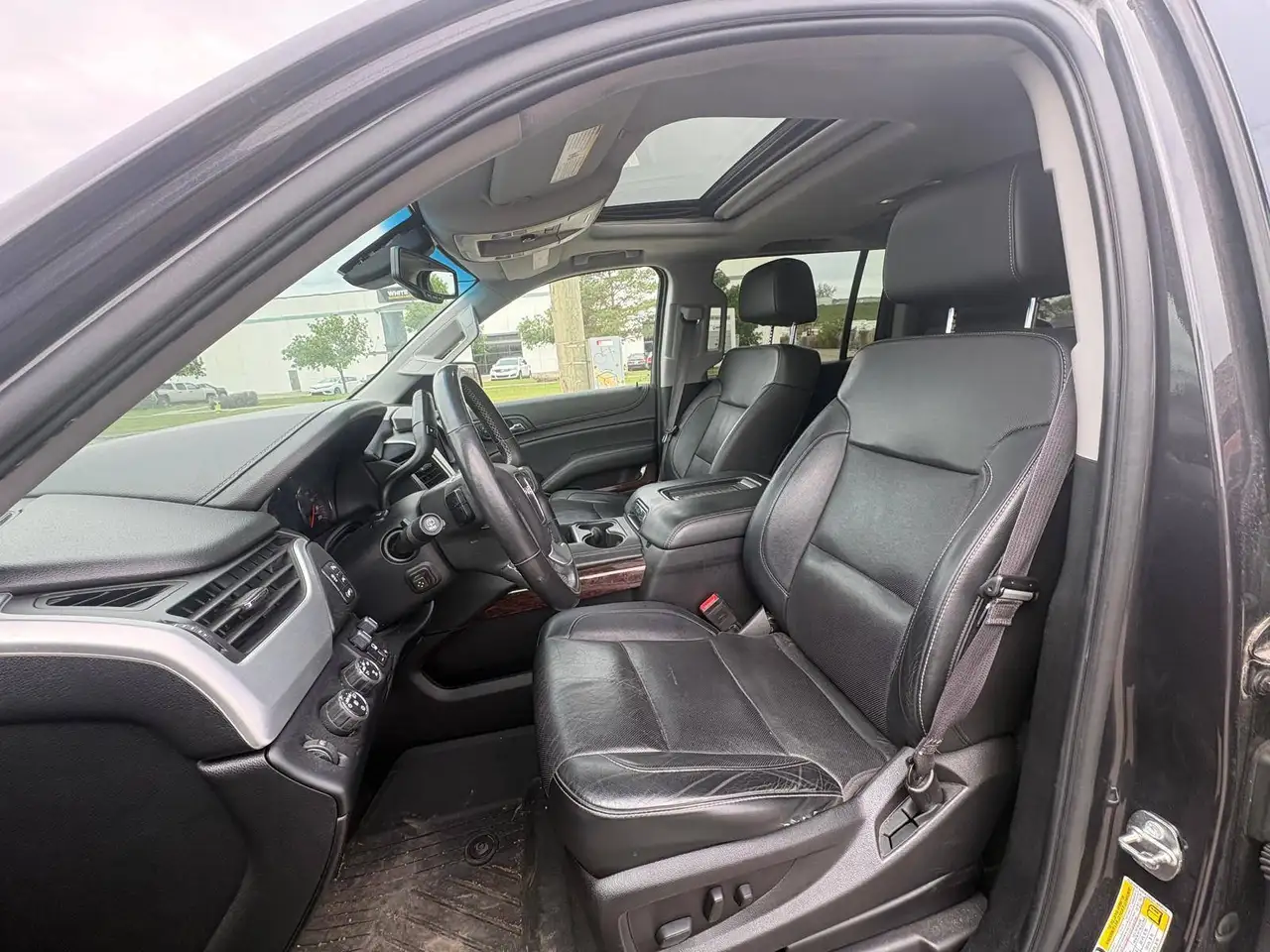 GMC Yukon снимка GMC Yukon