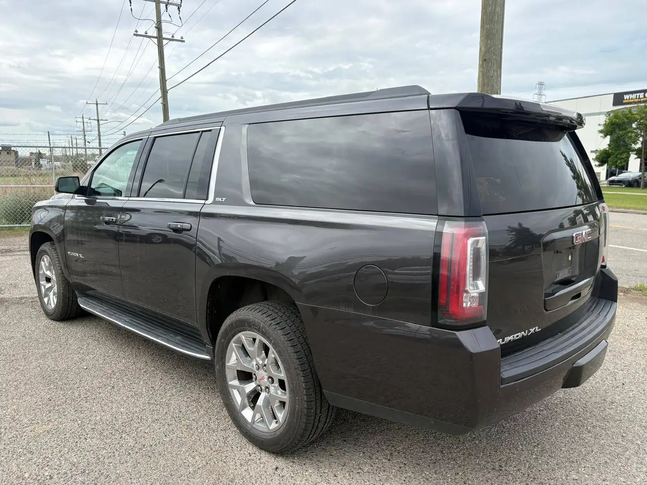 GMC Yukon снимка GMC Yukon