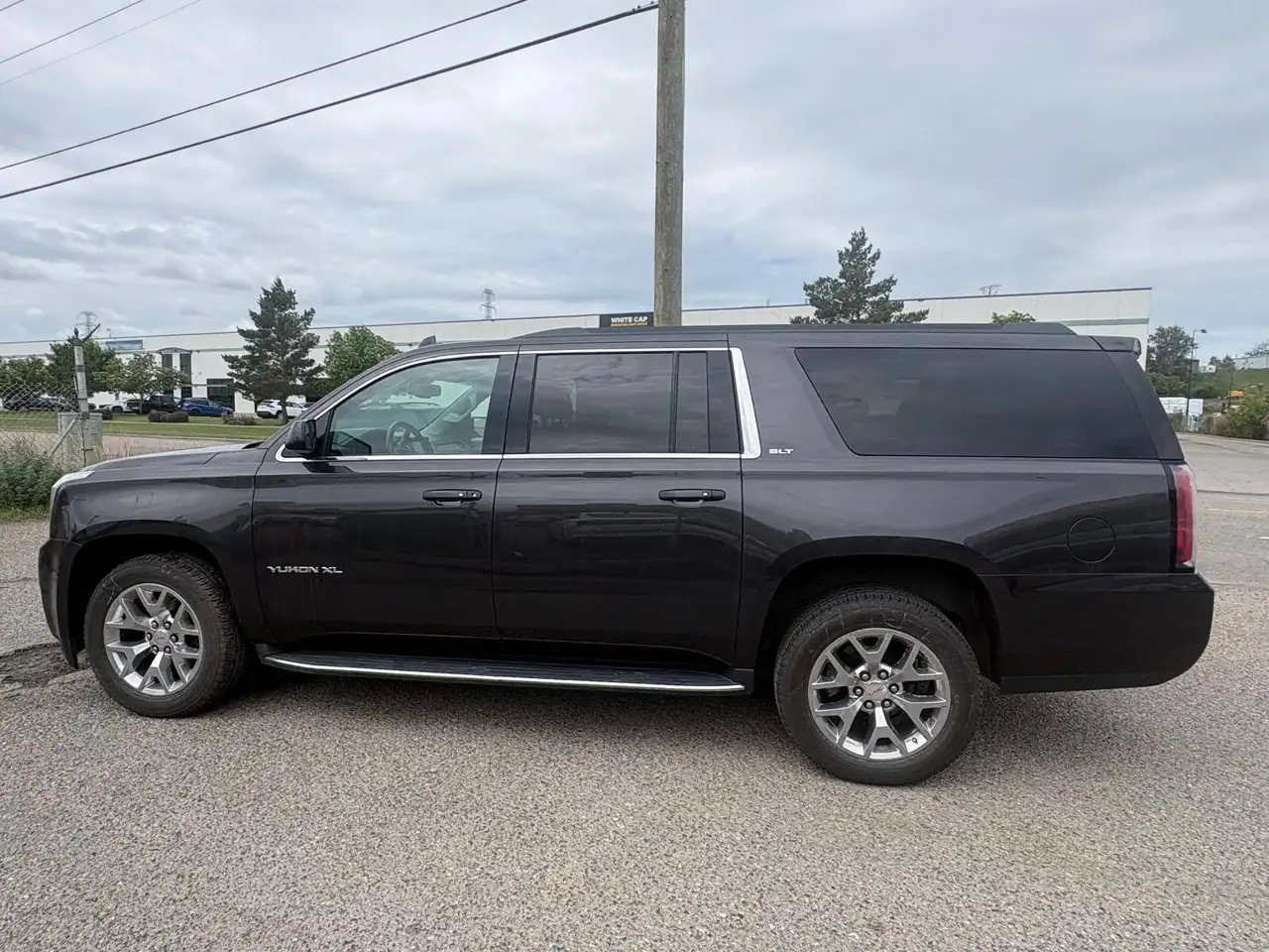 GMC Yukon снимка GMC Yukon