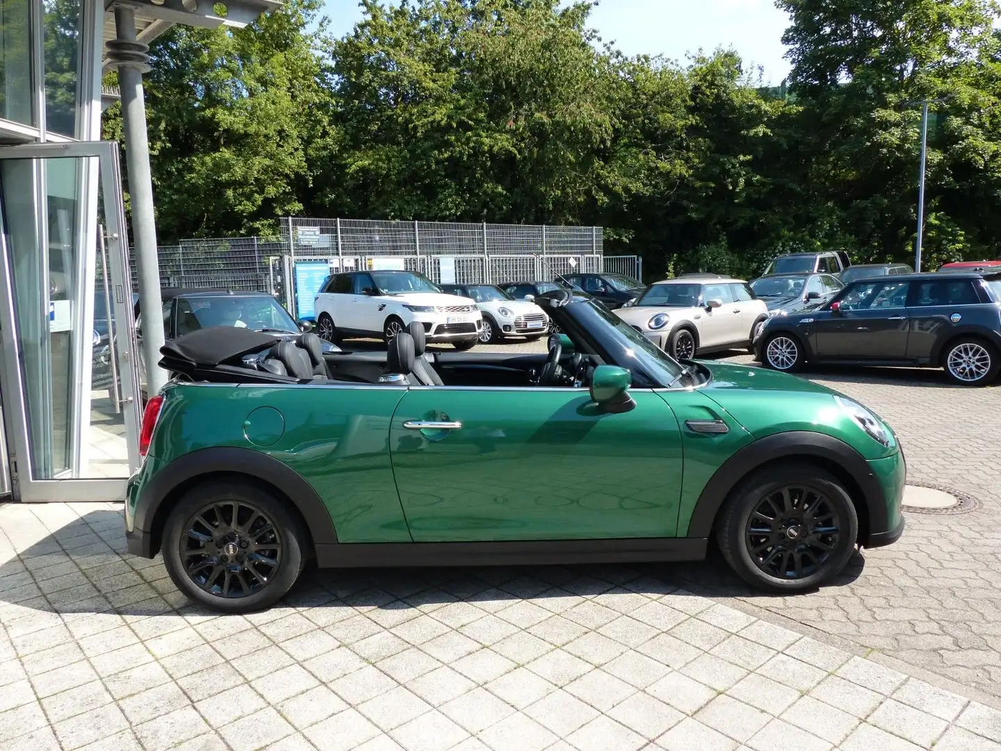 MINI One One Cabrio Classic Trim, K.-Leder, Driving-Assis Grün - 2