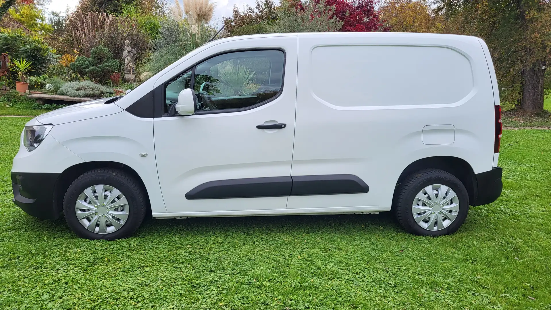 Opel Combo Combo Life 1,2 Direct Inj. Turbo Weiß - 2
