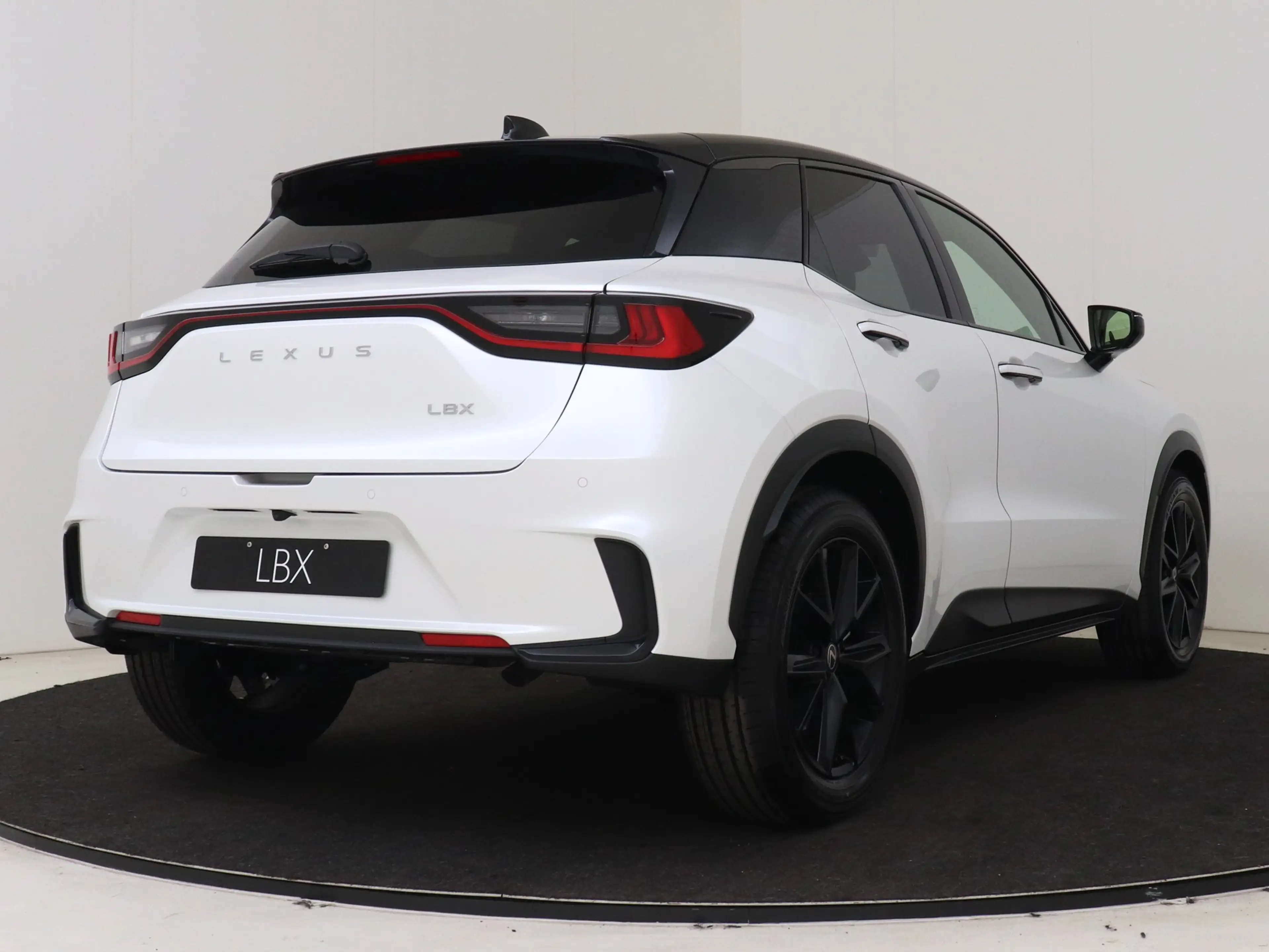 Lexus LBX 35th Edition Gelimiteerd leverbaar! — photo 2