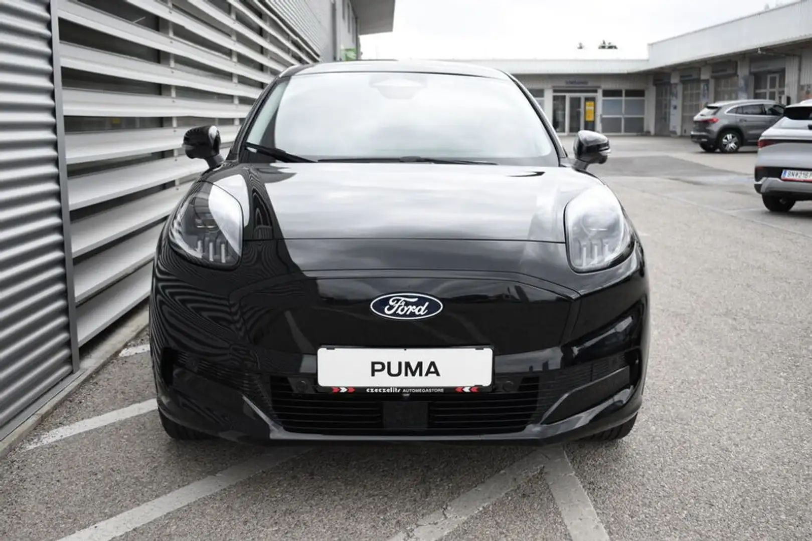 Ford Puma E-Gen 43kWh Premium Schwarz - 2