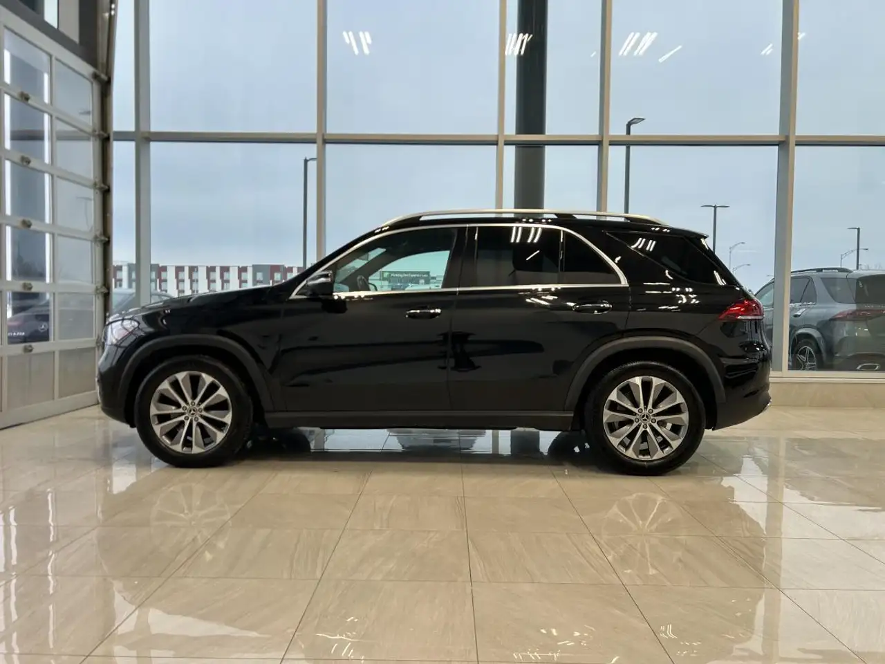 Mercedes-Benz GLE снимка Mercedes-Benz GLE