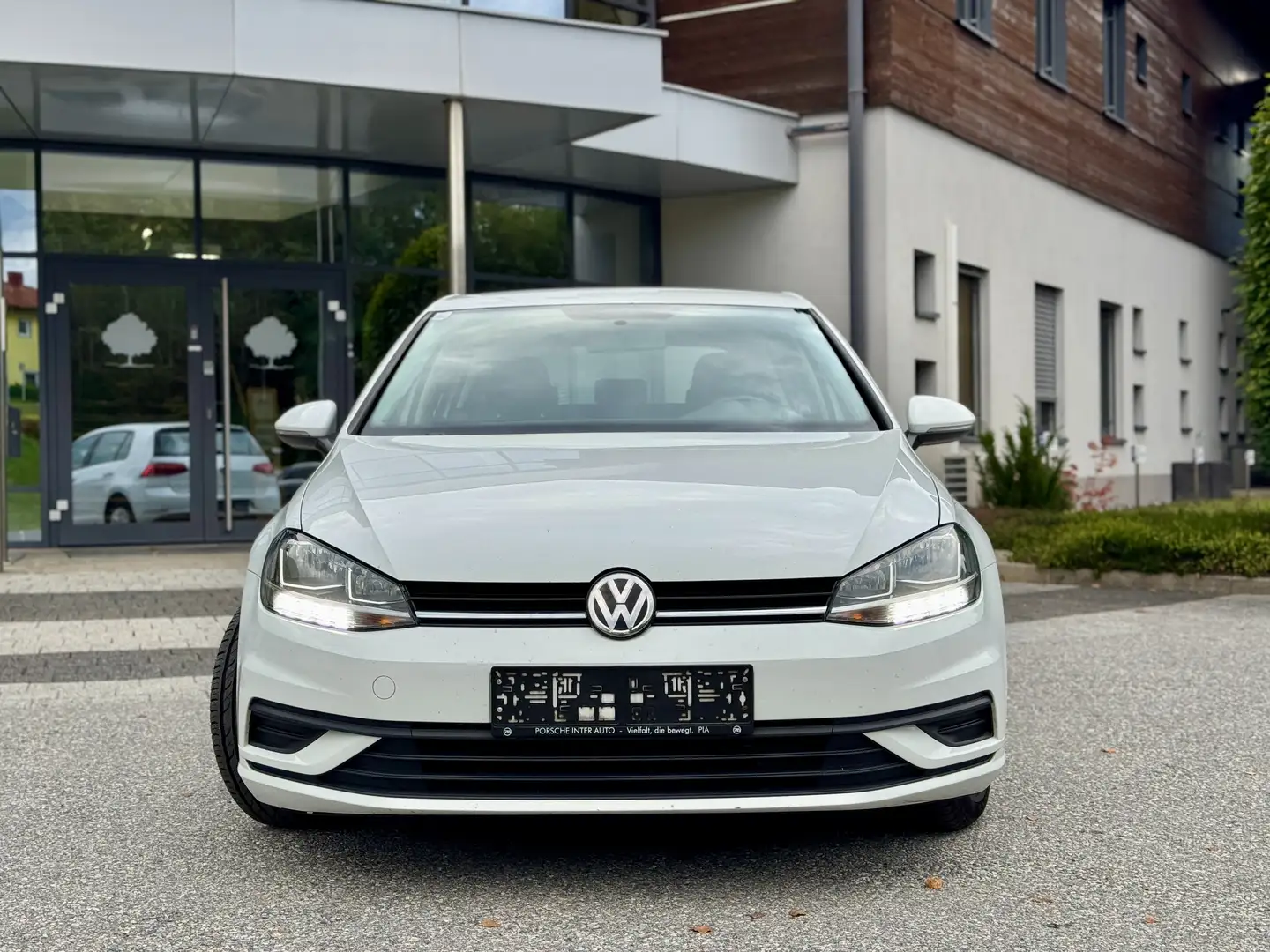 Volkswagen Golf 1,6 TDI Trendline BMT | *PICKERL 03/2026* Blanc - 2