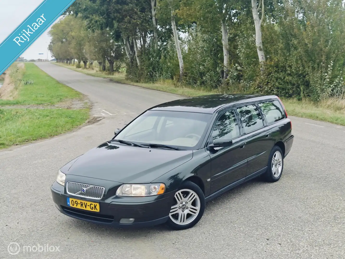 Volvo V70 2.4 Momentum topstaat Groen - 2