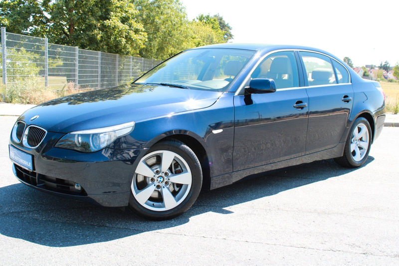 BMW 545 i Aut. Leder Navi PDC Xenon 1.Hand 17"Alu — photo 2