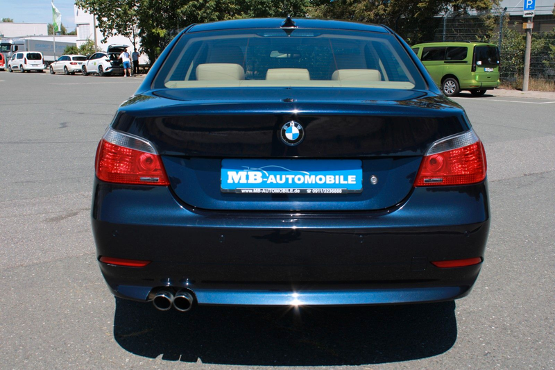 BMW 545 i Aut. Leder Navi PDC Xenon 1.Hand 17"Alu — photo 8