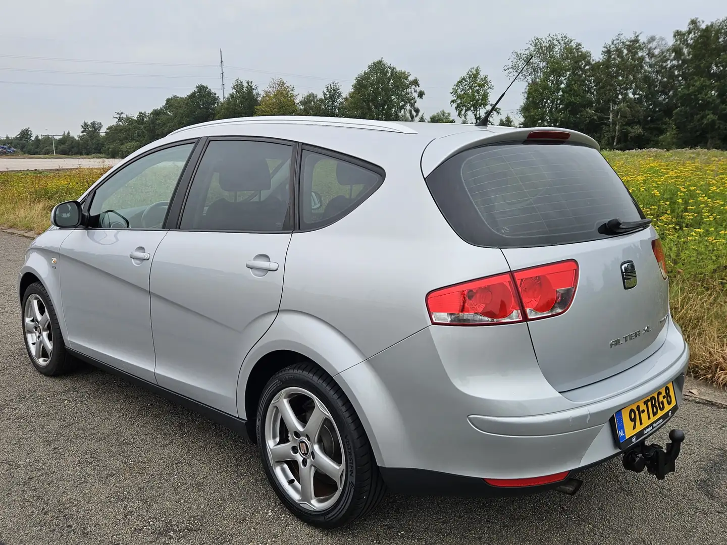 SEAT Altea XL 1.2 TSI Ecomotive Style Gris - 2