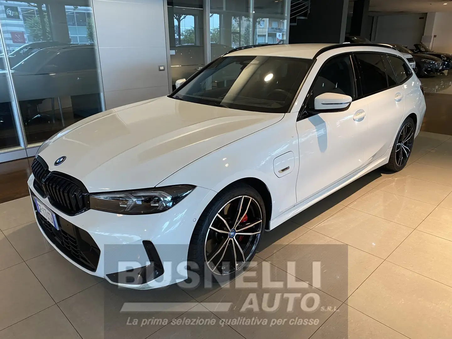 BMW 320 E TOURING 2.0 204CV PLUG-IN HYBRID MSPORT PRO Bianco - 1