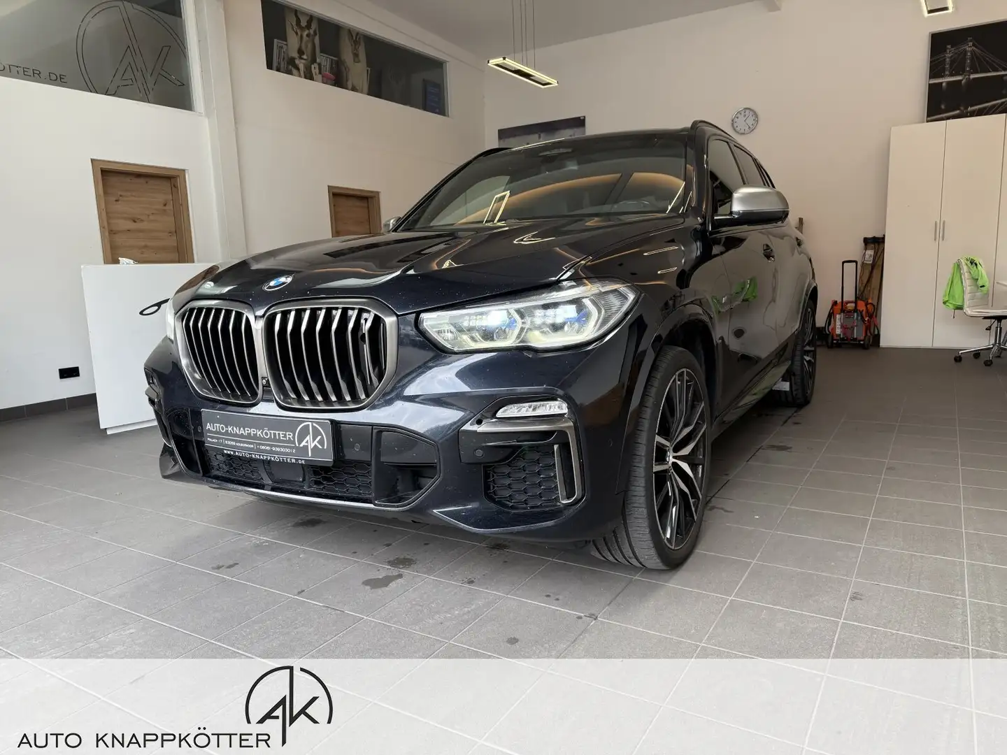 BMW M5 X5 xDriveM50i (EURO 6d-TEMP) Navi/Pano.-Dach/BC Schwarz - 2