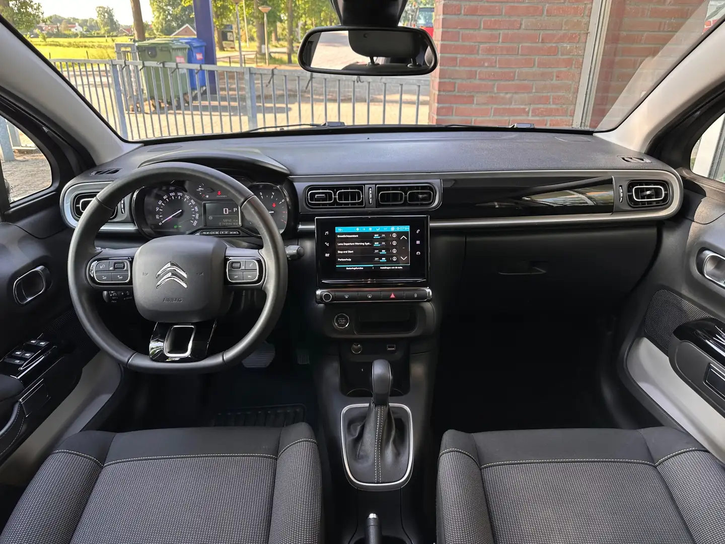 Citroen C3 1.2 PureTech Max 110PK Automaat Camera Keyless Grijs - 2