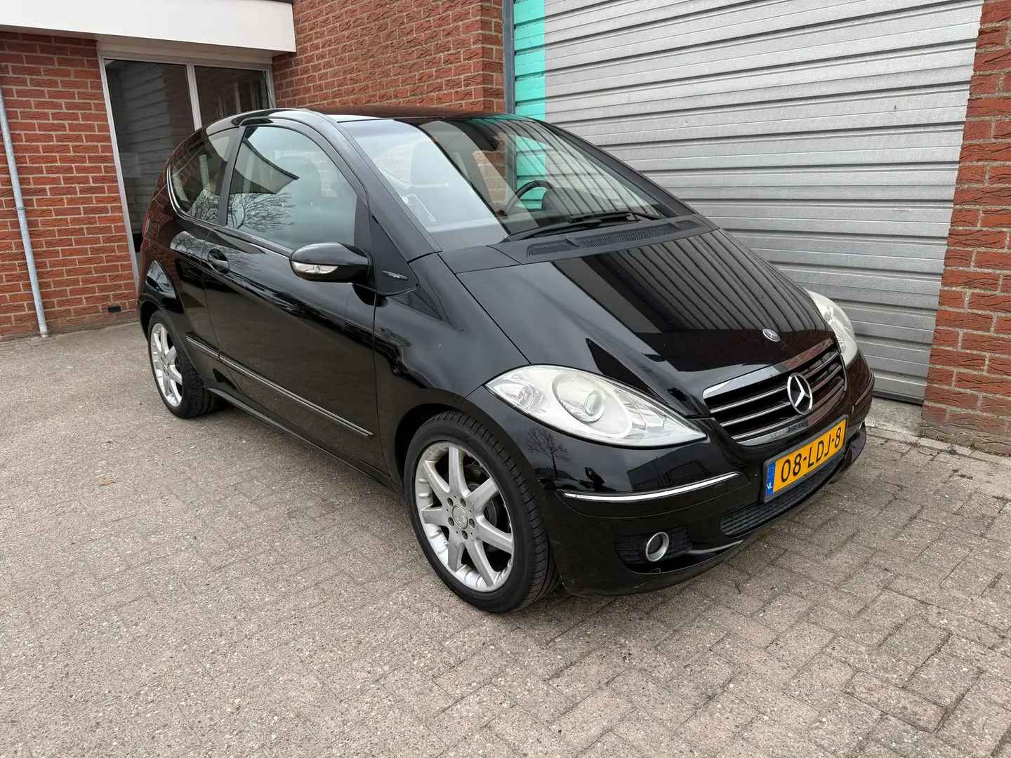 Mercedes-Benz A 170 Classic NAV.+ Airco Bj:2005 Negro - 2