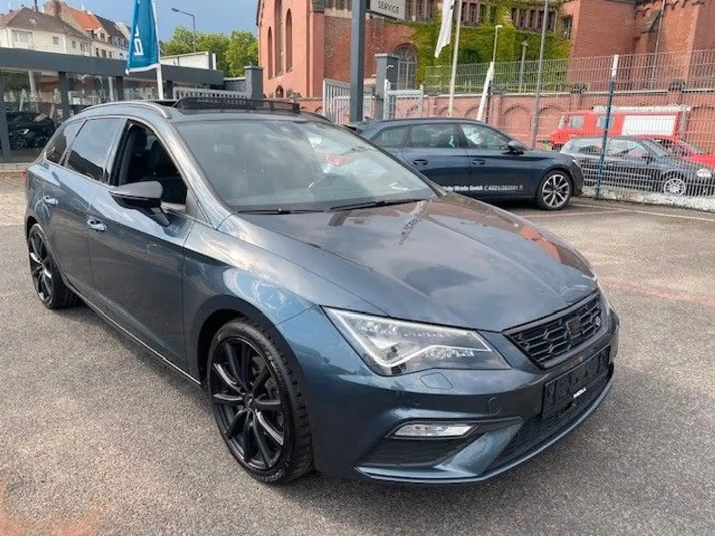 SEAT Leon ST FR 2,0 TSI 140KW (190PS) DSG Grau - 1