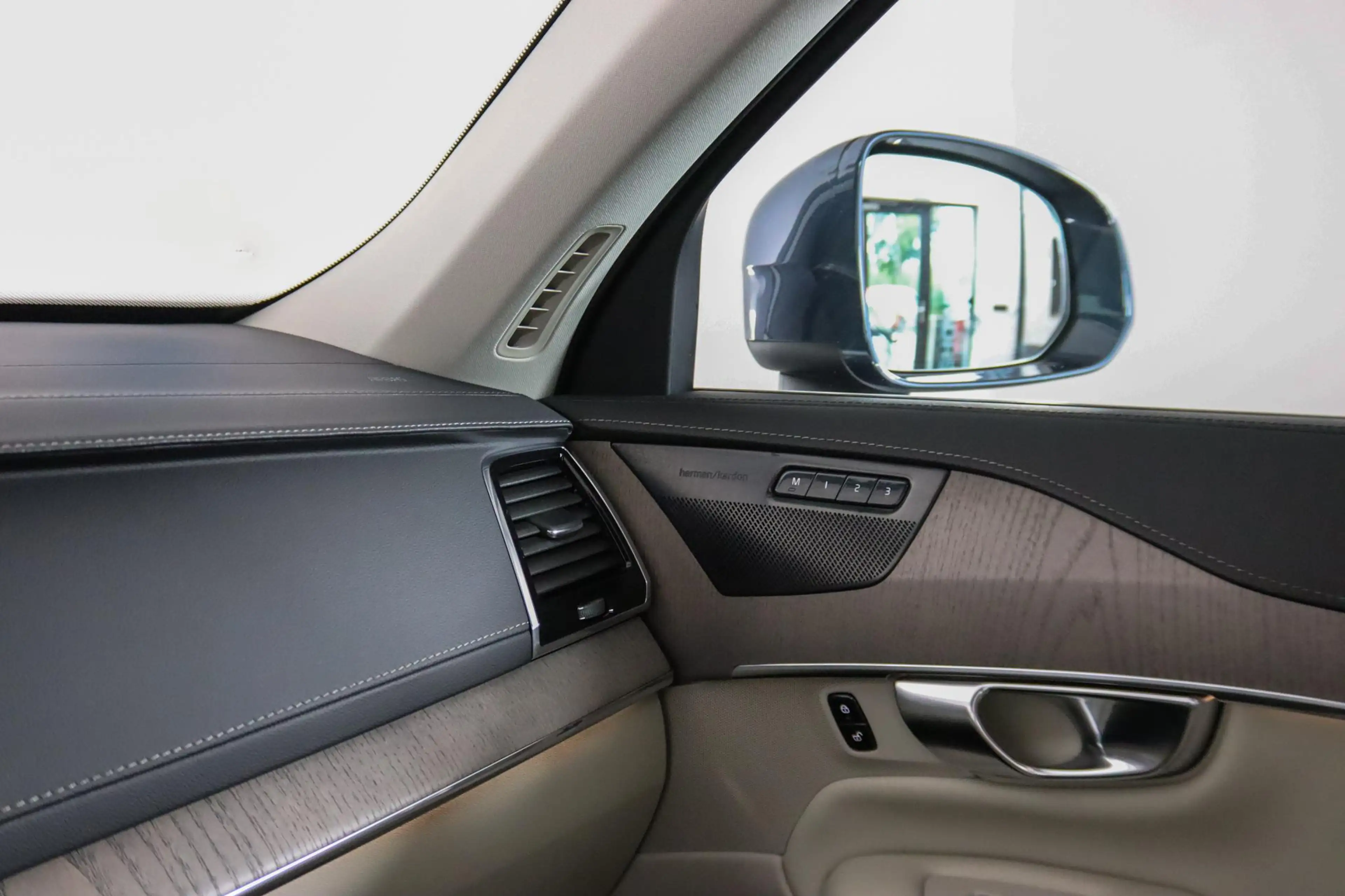 Volvo XC90 2.0 T8 AWD Inscription, SOH 96%, 7-Persoons, Stoel — photo 25