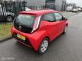 Toyota Aygo 1.0 VVT-i x-play camera nap Rood - thumbnail 2