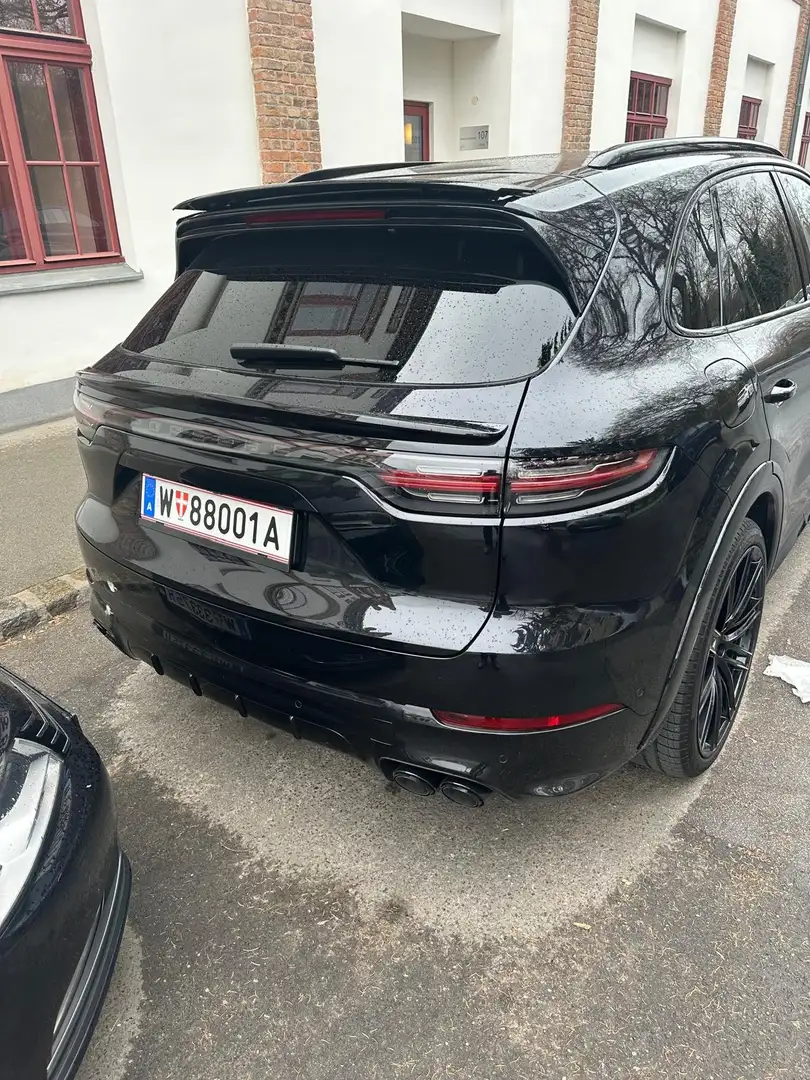Porsche Cayenne Cayenne+III+Turbo+Aut. Schwarz - 1