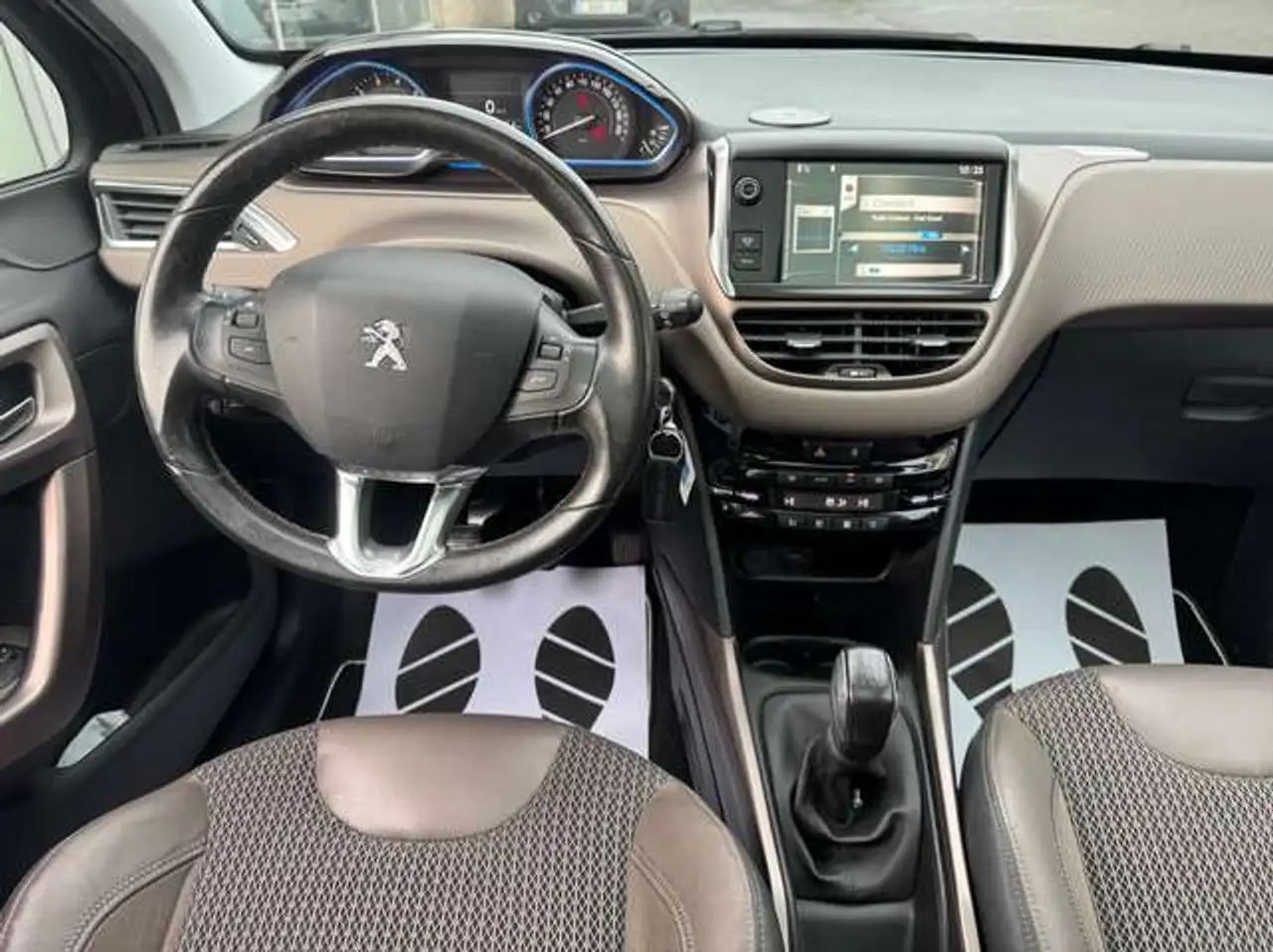 Peugeot 2008 2008 — photo 10