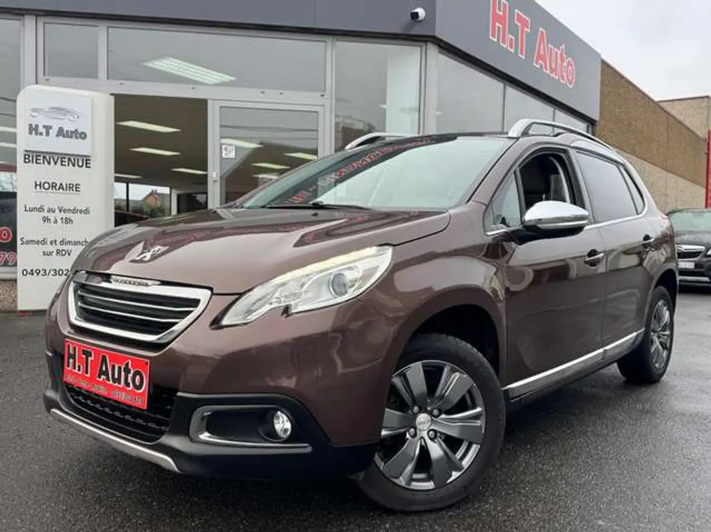 Peugeot 2008 1.2i/Etat Neuf/Garantie 1 An/Toit Pano/Gps Braun - 1