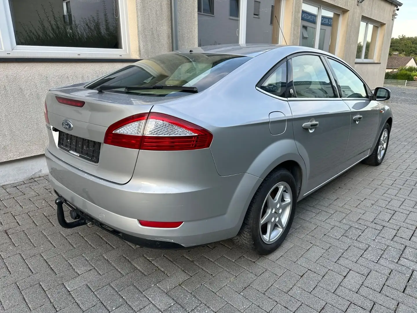 Ford Mondeo 2.3 Lim. Ghia X Automatik Leder Xenon SHD Argent - 2