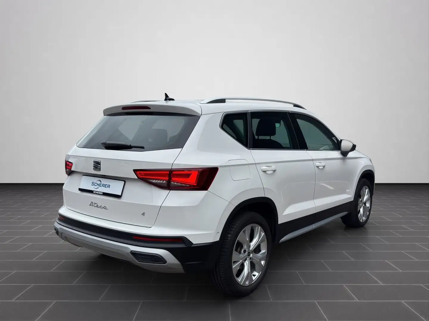 SEAT Ateca 2.0 TSI Xperience PANO AHK KAMERA Weiß - 2