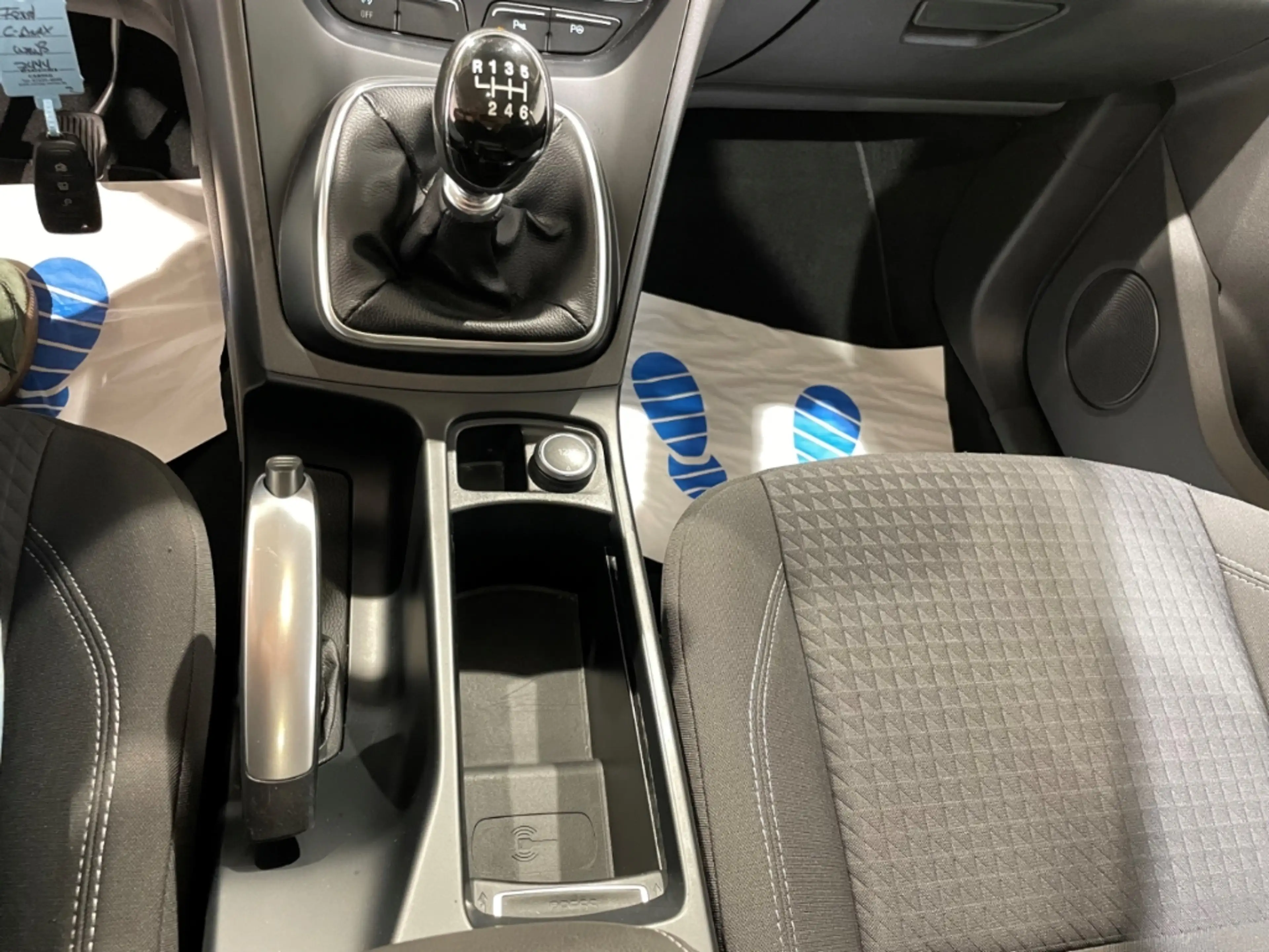 Ford Grand C-Max Cool & Connect Klima Navi PDCv+h — photo 11