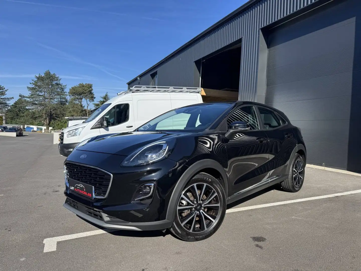 Ford Puma II 1.0 EcoBoost 125ch mHEV Titanium Noir - 1