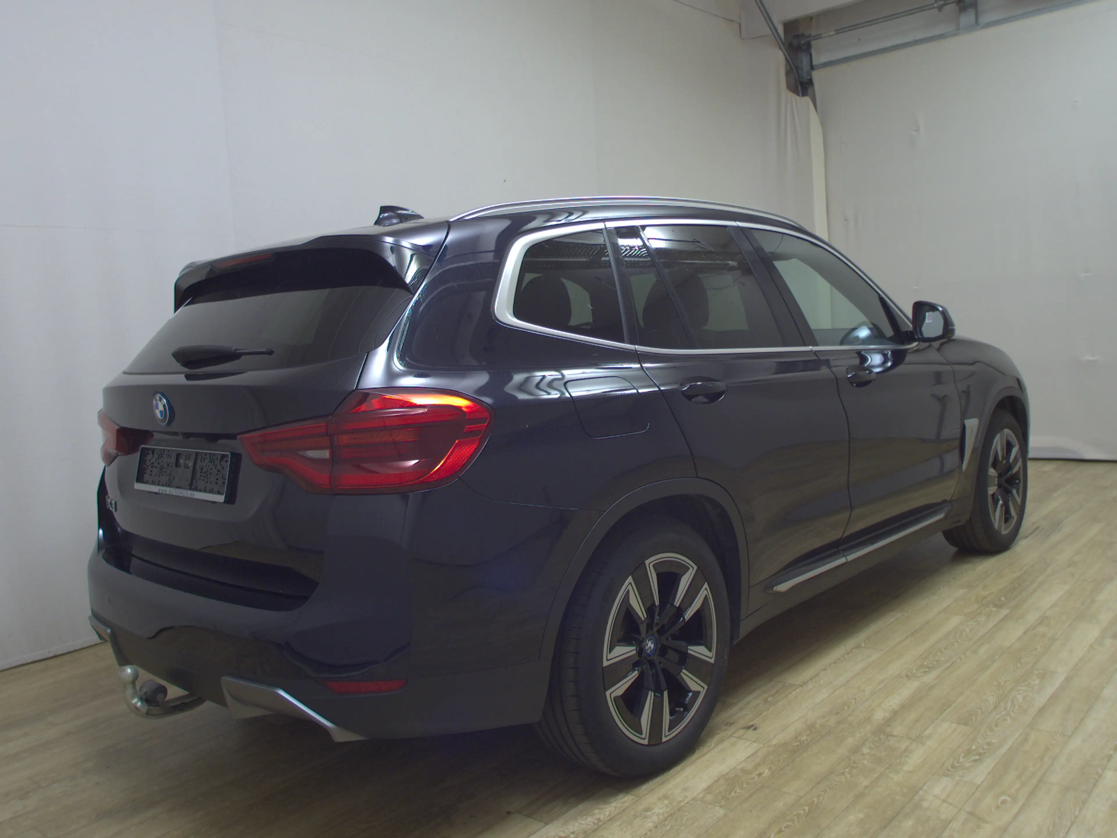 BMW iX3 Leder Navi LED LC Prof. Kamera — photo 4