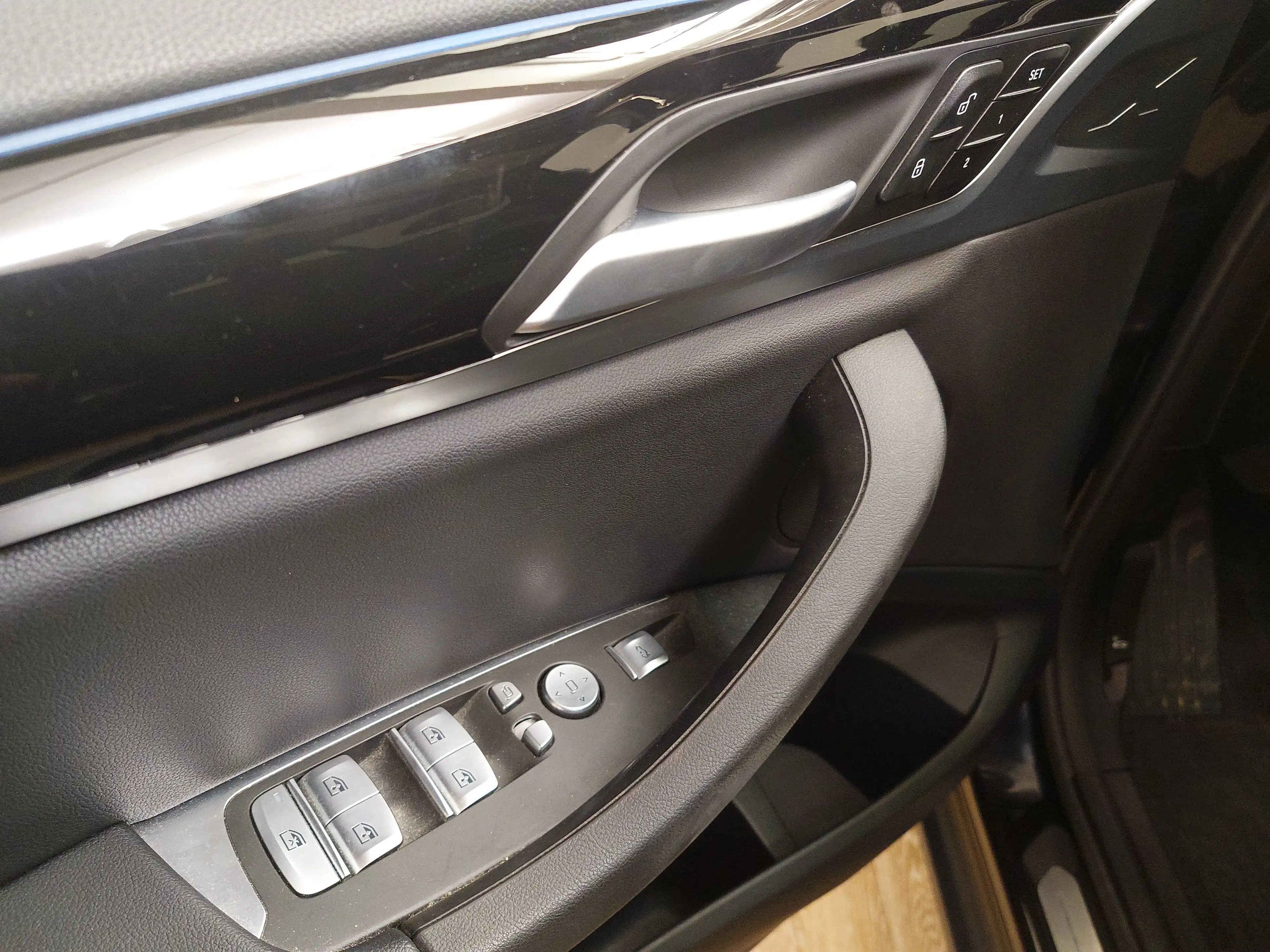 BMW iX3 Leder Navi LED LC Prof. Kamera — photo 5
