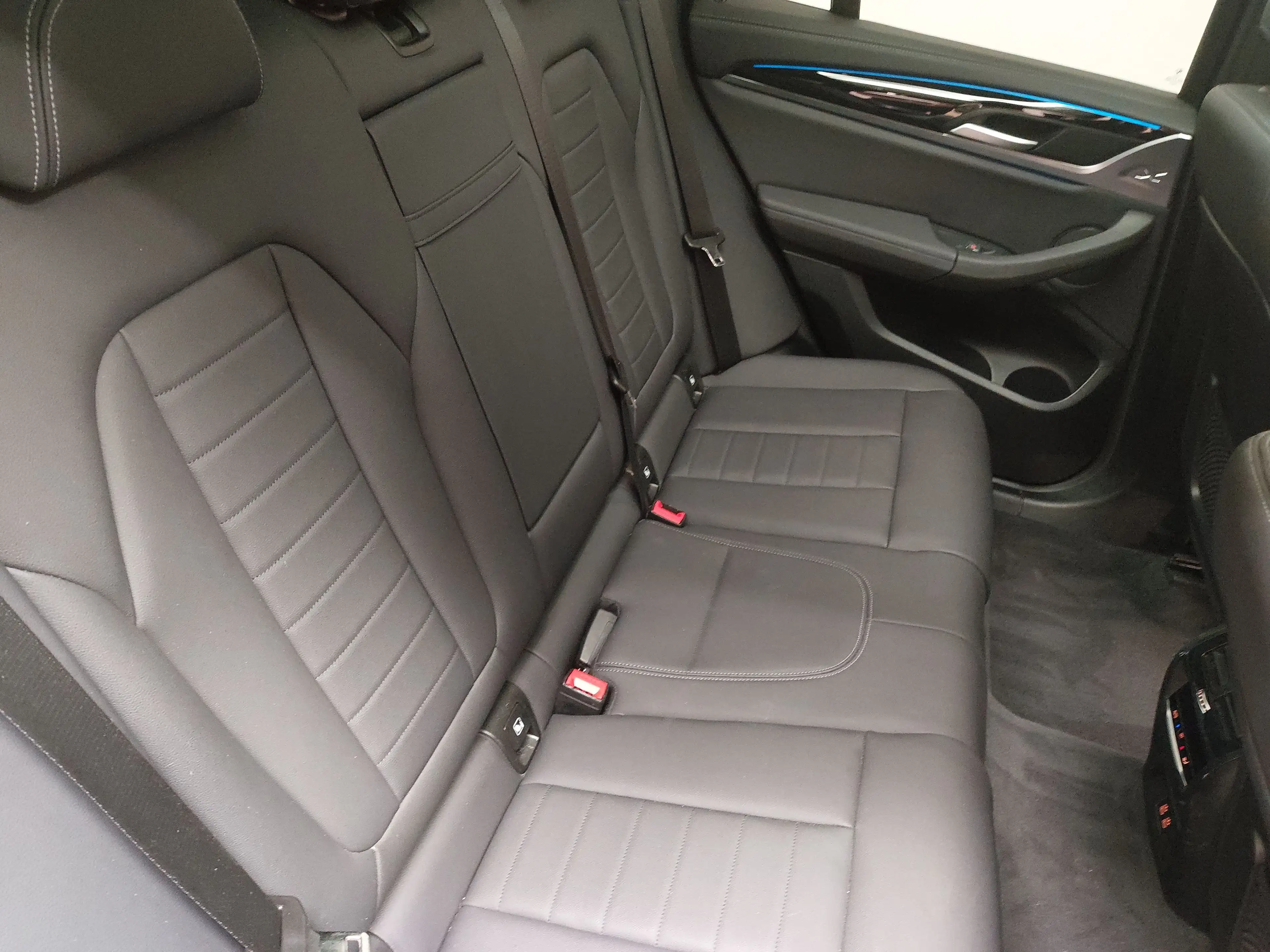 BMW iX3 Leder Navi LED LC Prof. Kamera — photo 12