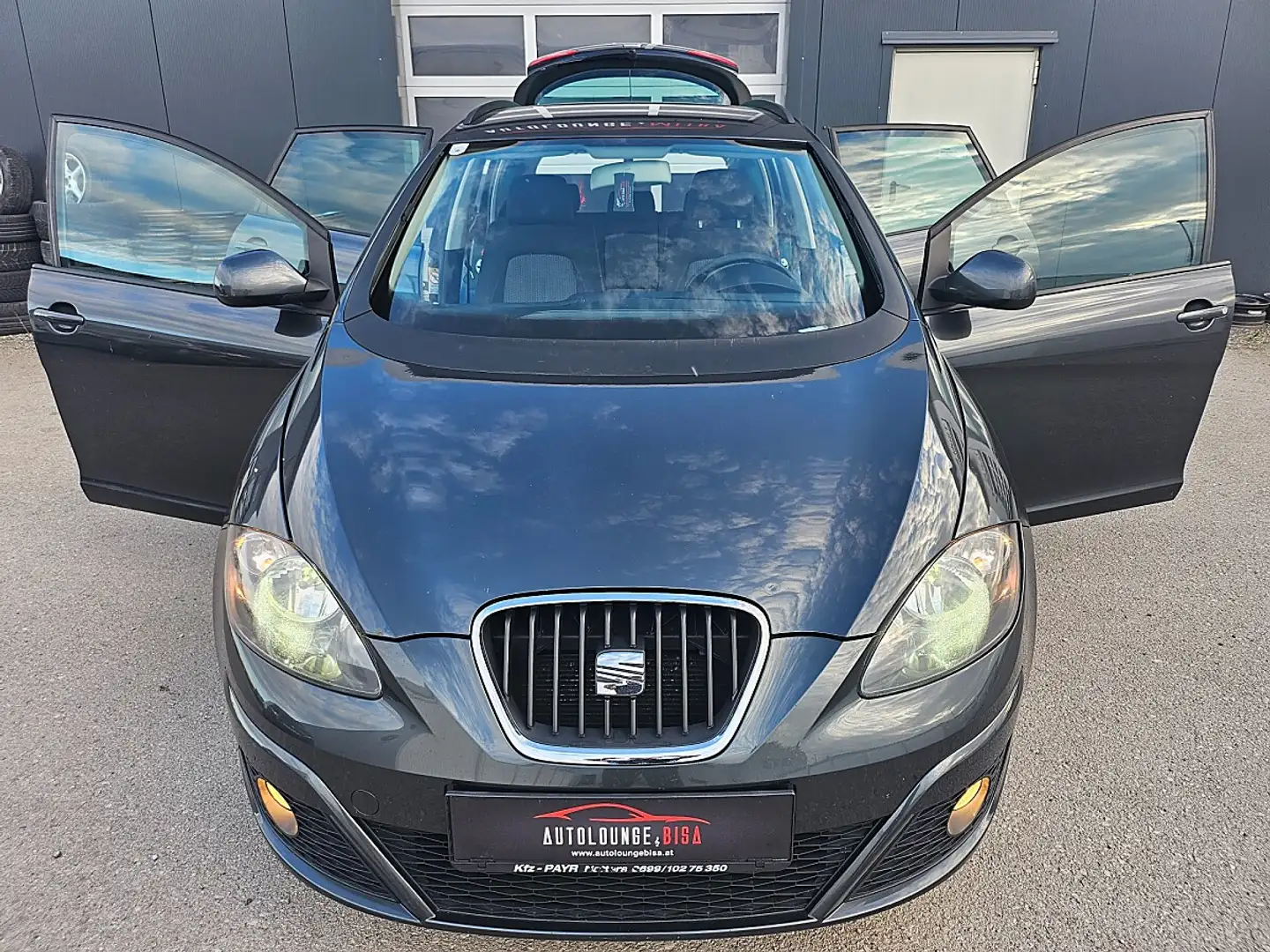 SEAT Altea XL 1,6 TDi PICKERL NEU:07/2027,Klima, 8-fach Alu B... Grau - 2