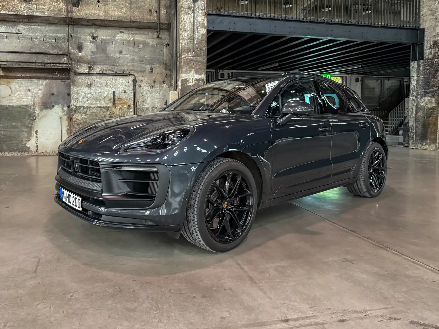 Porsche Macan GTS | Burmester | Sitzbelüftung | 1. Hand Grau - 1