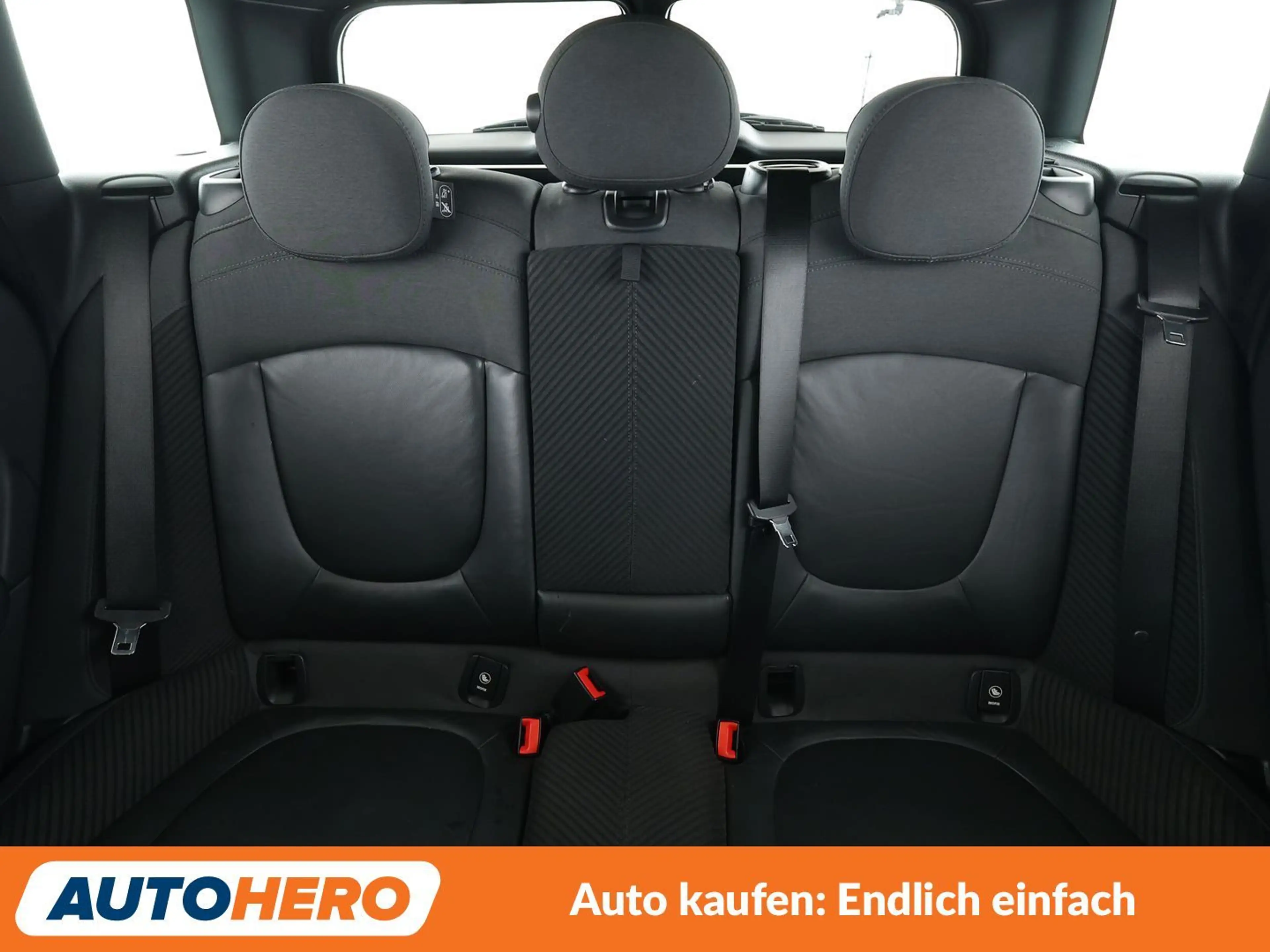 MINI Cooper SD Clubman Cooper SD  Aut.*NAVI*TEMPO*CAM* — photo 15